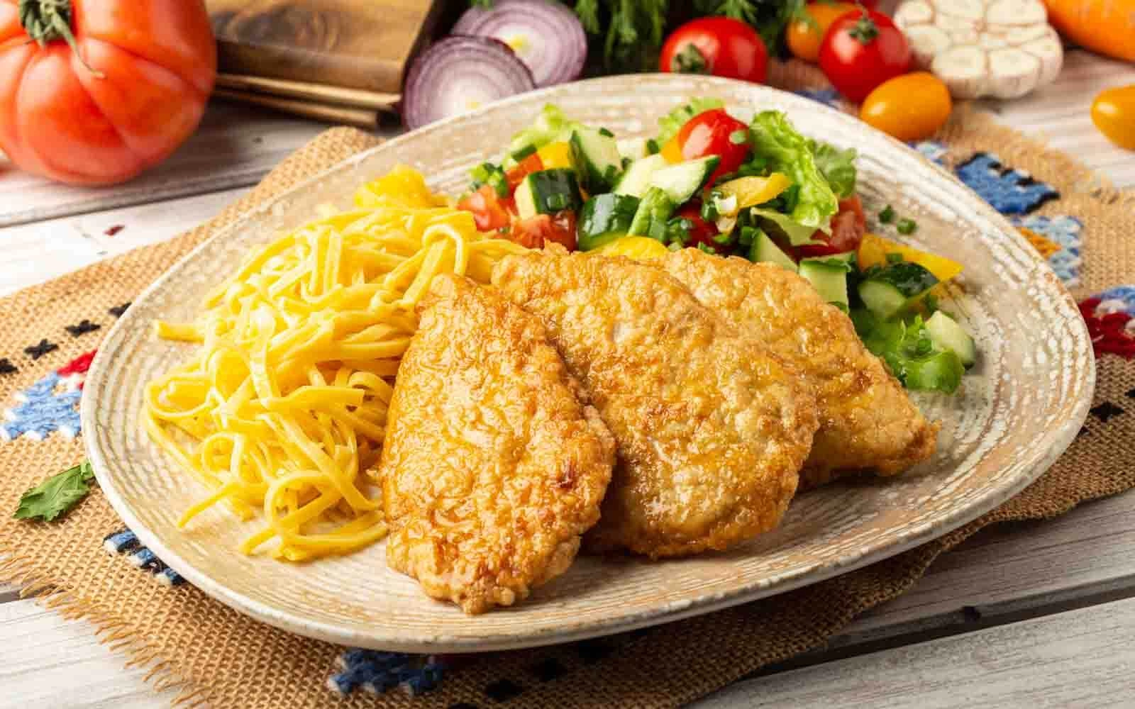 Bătute de pui cu tăieței de casă