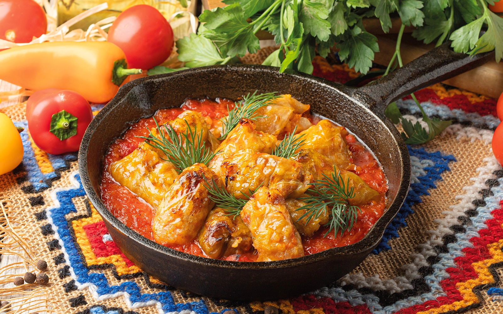 Homestyle stuffed cabbage rolls