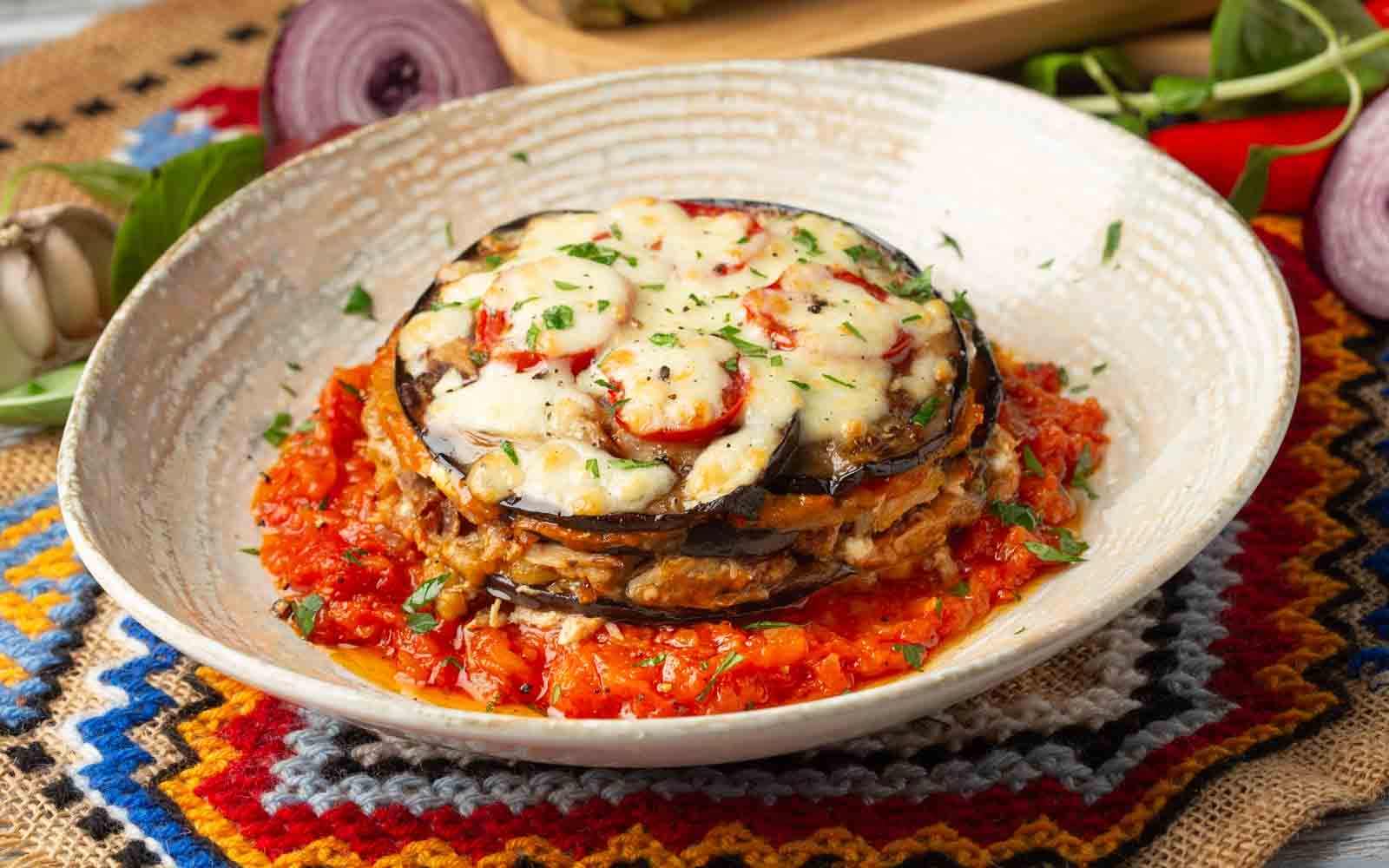 Baked eggplant with tomatoes and cheese