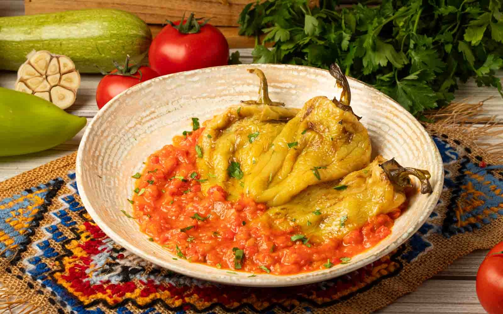 Moldavian baked peppers